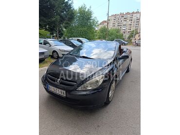 Peugeot 307 CC, 2.500 €, 2005. Kabriolet/Roadster, Benzin | 1997 cm3, 212.386 km, 100kW (136 KS), Manuelni 5 brzina, 2/3 vrata, 4 sedišta, Niš