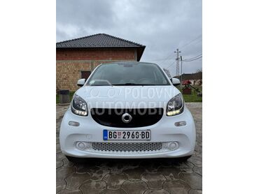 Smart ForTwo (može zamena), 10.999 €, 2015. Hečbek, Benzin | 898 cm3, 57.000 km, 80kW (109 KS), Automatski / poluautomatski, 2/3 vrata, 2 sedišta, Ratkovo