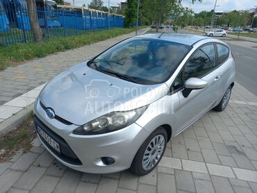 Ford Fiesta, 3.350 €, 2009. Hečbek, Benzin + Gas (TNG) | 1388 cm3, 250.000 km, 71kW (97 KS), Manuelni 5 brzina, 2/3 vrata, 5 sedišta, Novi Sad