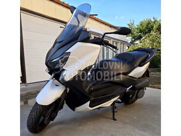 Yamaha Xmax ABS, 4.200 €, 2016. , 250 cm3, 15.800 km, 15kW (20 KS), Scooter, Beograd