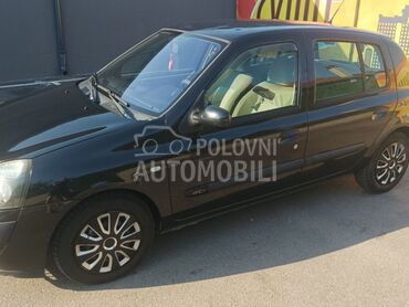 Renault Clio 1.5dci, 1.650 €, 2003. Limuzina, Dizel | 1490 cm3, 256.650 km, 60kW (82 KS), Manuelni 5 brzina, 4/5 vrata, 5 sedišta, Surčin