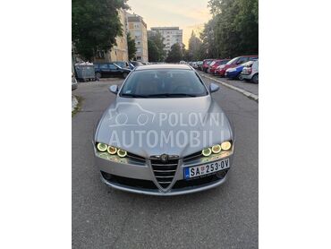 Alfa Romeo 159 1.9 JTS, 2.700 €, 2005. Limuzina, Benzin | 1859 cm3, 235.217 km, 118kW (160 KS), Manuelni 6 brzina, 4/5 vrata, 5 sedišta, Debrc