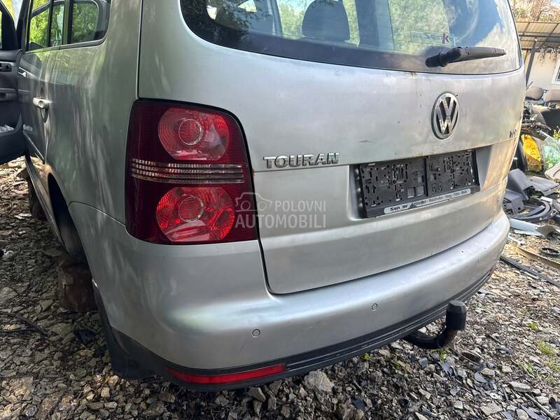 Kika za vuču za Volkswagen Touran, Golf 5, Golf 6 ...