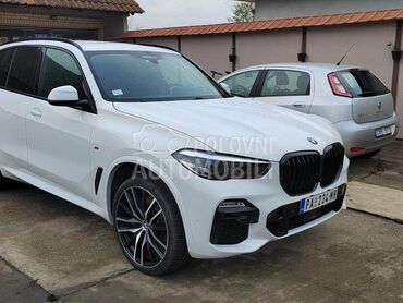 BMW X5 30d, 49.500 €, 2019. Džip/SUV, Dizel | 2993 cm3, 124.545 km, 195kW (265 KS), Automatski / poluautomatski, 4/5 vrata, 5 sedišta, Pančevo