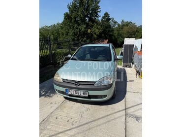 Opel Corsa C, 1.100 €, 2001. Hečbek, Dizel | 1686 cm3, 325.963 km, 55kW (75 KS), Manuelni 5 brzina, 2/3 vrata, 5 sedišta, Čukarica