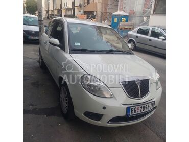 Lancia Ypsilon 1.4 eco, 2.200 €, 2009. Hečbek, Benzin + Gas (TNG) | 1368 cm3, 261.456 km, 57kW (77 KS), Manuelni 5 brzina, 2/3 vrata, 5 sedišta, Beograd