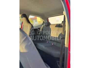 Volkswagen up!, 3.499 €, 2012. Hečbek, Benzin + Gas (TNG) | 999 cm3, 242.000 km, 44kW (60 KS), Manuelni 5 brzina, 2/3 vrata, 4 sedišta, Kraljevo