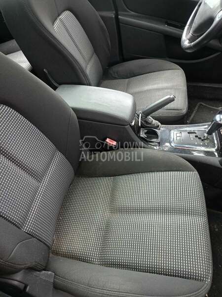 Naslon za ruku za Peugeot 407