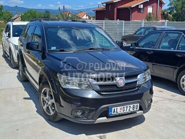 Fiat Freemont 2.0 (može zamena), 7.800 €, 2011. Džip/SUV, Dizel | 1956 cm3, 237.000 km, 125kW (170 KS), Manuelni 6 brzina, 4/5 vrata, 7 sedišta, Aleksinac