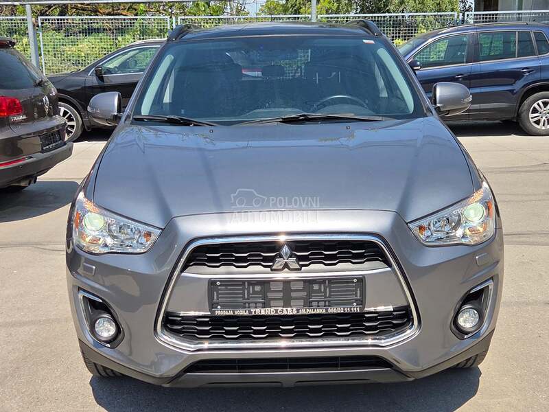 Mitsubishi ASX 1.6 B PANO N AVI