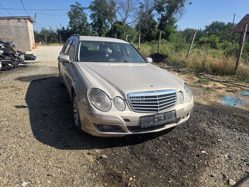 Maska W211 Restajling za Mercedes Benz E 200, E 220 od 2006. do 2009. god.
