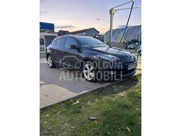 Renault Megane 1.5dci, 5.300 €, 2012. Karavan, Dizel | 1461 cm3, 153.750 km, 81kW (110 KS), Automatski / poluautomatski, 4/5 vrata, 5 sedišta, Novi Sad