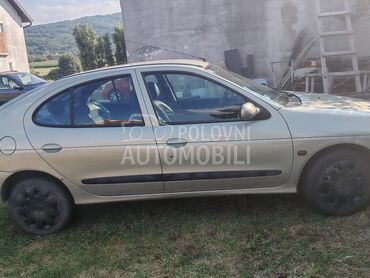 Renault Megane 1.9 DCI, 1.000 €, 2002. Hečbek, Dizel | 1870 cm3, 270.300 km, 75kW (102 KS), Manuelni 5 brzina, 4/5 vrata, 5 sedišta, Aranđelovac