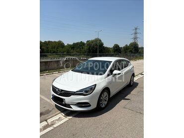 Opel Astra K 1.5 DHV Facelift, 9.500 €, 2019. Hečbek, Dizel | 1496 cm3, 59.198 km, 90kW (122 KS), Automatski / poluautomatski, 4/5 vrata, 5 sedišta, Beograd