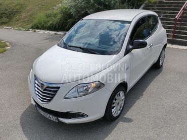 Lancia Ypsilon M E T A N, 4.390 €, 2014. Hečbek, Benzin + Metan (CNG) | 875 cm3, 234.800 km, 63kW (85 KS), Manuelni 5 brzina, 4/5 vrata, 5 sedišta, Beograd