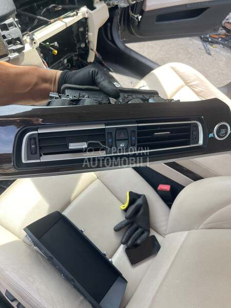 Resetke ventilacije za BMW Serija 7 od 2009. do 2017. god.
