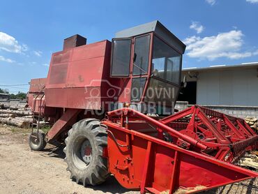 Zmaj 142, 10.500 €, 1995. , Standardni kombajn, 77kW (105 KS), Uzveće