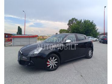 Alfa Romeo Giulietta ŠVAJCARAC, 5.900 €, 2011. Hečbek, Benzin | 1368 cm3, 158.000 km, 88kW (120 KS), Manuelni 6 brzina, 4/5 vrata, 5 sedišta, Kragujevac