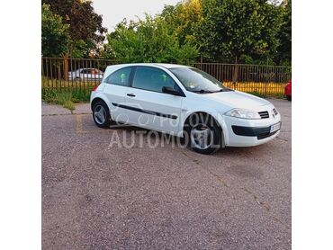 Renault Megane 1.5 dci, 1.450 €, 2005. Hečbek, Dizel | 1461 cm3, 260.000 km, 60kW (82 KS), Manuelni 5 brzina, 2/3 vrata, 5 sedišta, Mramorak