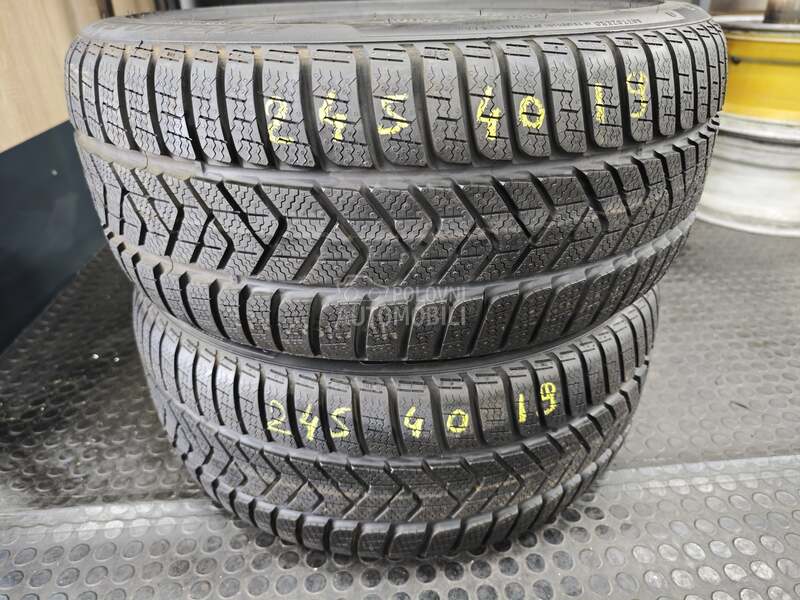 Pirelli 245/40 R19 Zimska