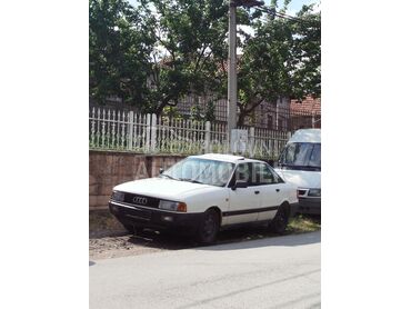 Audi 80 b3, 500 €, 1991. Limuzina, Benzin + Gas (TNG) | 1760 cm3, 300.000 km, 66kW (90 KS), Manuelni 5 brzina, 4/5 vrata, 5 sedišta, Smederevo