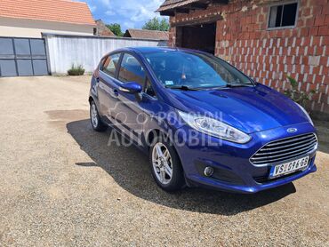 Ford Fiesta, 3.300 €, 2014. Hečbek, Benzin | 999 cm3, 201.000 km, 74kW (101 KS), Manuelni 5 brzina, 4/5 vrata, 5 sedišta, Bela Crkva
