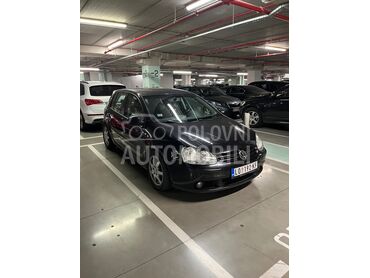 Volkswagen Golf 5 1.4 (može zamena), 4.390 €, 2008. Hečbek, Benzin | 1400 cm3, 19.000 km, 90kW (122 KS), Manuelni 6 brzina, 4/5 vrata, 5 sedišta, Zavlaka
