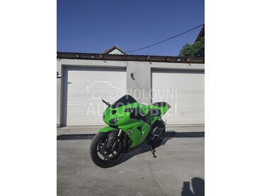 Kawasaki zx10r, 4.999 €, 2006. , 999 cm3, 35.000 km, 125kW (170 KS), Sport / Super sport, Kačarevo