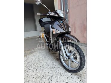 Piaggio Liberty, 1.400 €, 2006. , 125 cm3, 24.743 km, 8kW (11 KS), Scooter, Pančevo