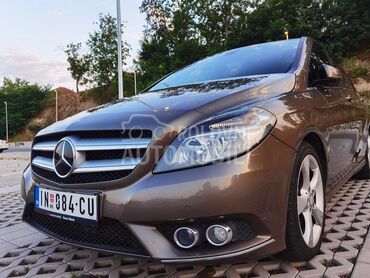 Mercedes Benz B 200 B200, 8.700 €, 2012. Monovolumen (MiniVan), Dizel | 1796 cm3, 193.000 km, 100kW (136 KS), Manuelni 6 brzina, 4/5 vrata, 5 sedišta, Inđija