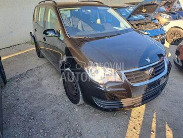 Volkswagen Touran 1.4 TSI, 2.950 €, 2017. Monovolumen (MiniVan), Benzin | 1390 cm3, 242.592 km, 103kW (140 KS), Manuelni 6 brzina, 4/5 vrata, 7 sedišta, Sombor