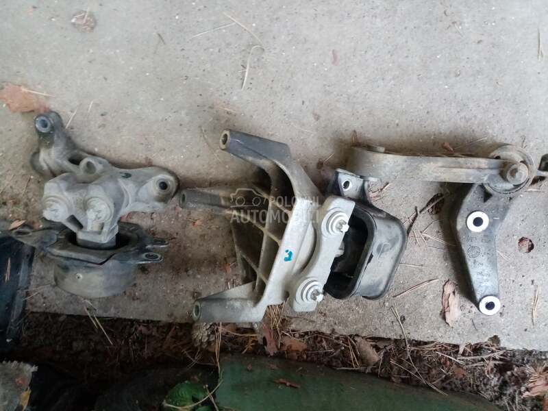 nosac motora za Opel Corsa C od 2000. do 2006. god.