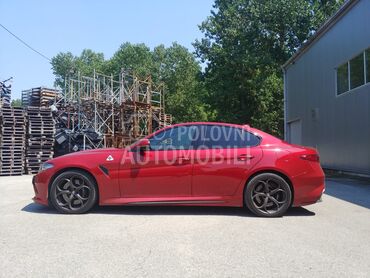 Alfa Romeo Giulia Quadrifoglio, 45.000 €, 2016. Limuzina, Benzin | 2891 cm3, 155.000 km, 375kW (510 KS), Automatski / poluautomatski, 4/5 vrata, 4 sedišta, Novi Beograd