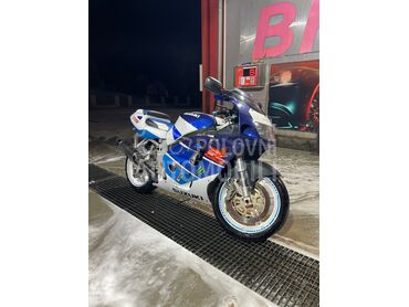 Suzuki Gsxr 750, Po dogovoru, 1999. , 750 cm3, 57.003 km, 105kW (143 KS), Sport / Super sport, Sokobanja