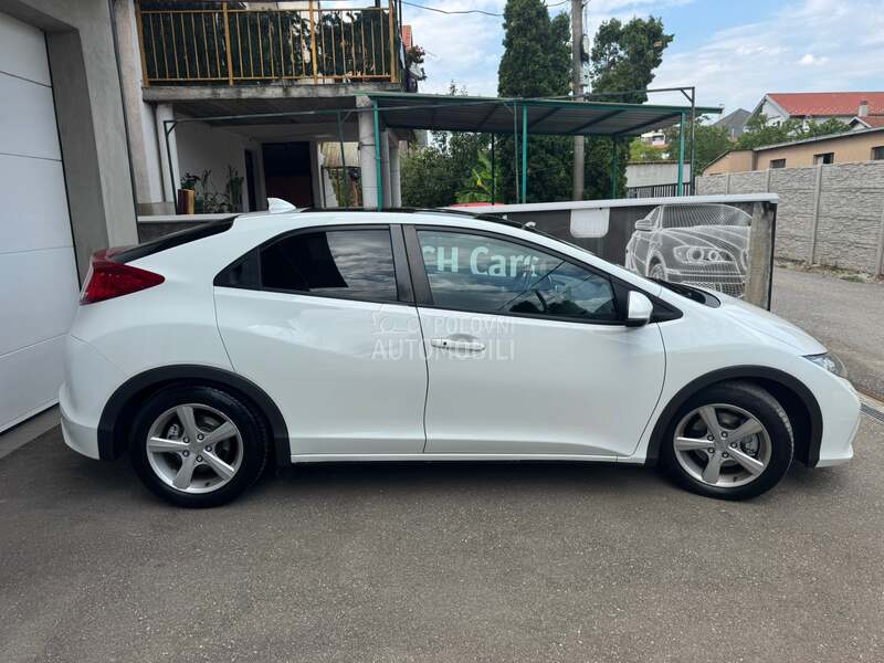 Honda Civic 1.8 i ИСПОЛНИТЕЛЬНЫЙ CH