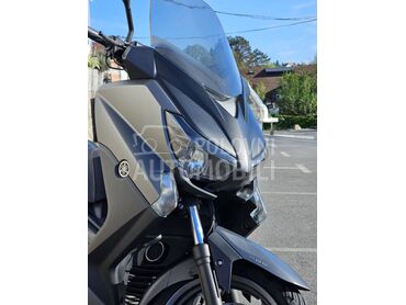 Yamaha X Max, 3.700 €, 2015. , 250 cm3, 25.000 km, 11kW (15 KS), Scooter, Beograd