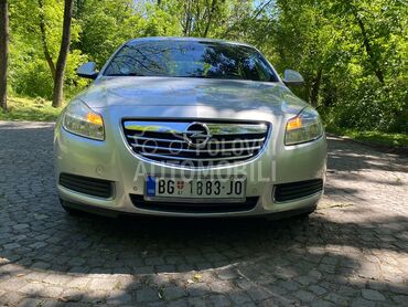 Opel Insignia 2.0cdti, 3.800 €, 2009. Hečbek, Dizel | 1956 cm3, 315.000 km, 81kW (110 KS), Manuelni 6 brzina, 4/5 vrata, 5 sedišta, Čukarica