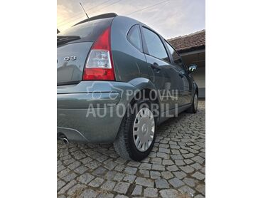 Citroen C3, 2.800 €, 2008. Hečbek, Benzin | 1360 cm3, 200.000 km, 66kW (90 KS), Manuelni 5 brzina, 4/5 vrata, 5 sedišta, Vladičin Han