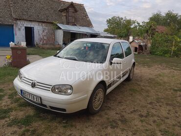 Volkswagen Golf 4 (može zamena), Po dogovoru, 2002. Hečbek, Benzin | 1595 cm3, 180.524 km, 77kW (105 KS), Manuelni 5 brzina, 2/3 vrata, 5 sedišta, Zrenjanin