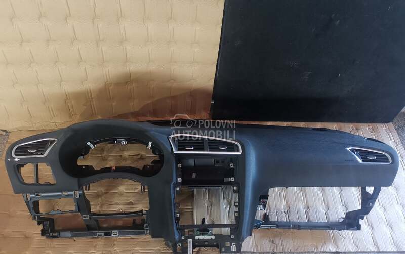 Instrument tabla za Citroen C4 od 2010. do 2015. god.