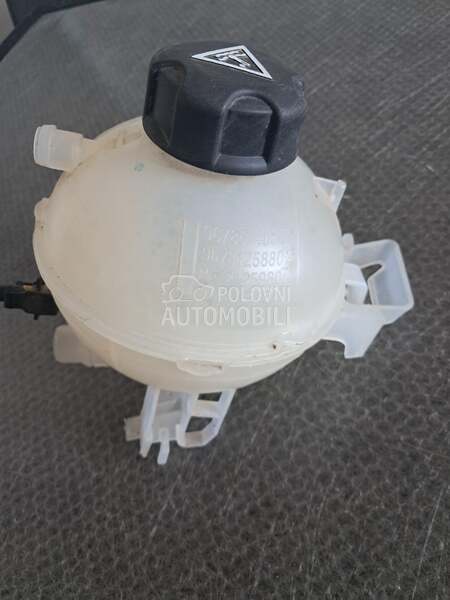 ekspanziona posuda za antifriz za Peugeot 3008, 308, 5008 ... od 2013. do 2026. god. - 9678514680
