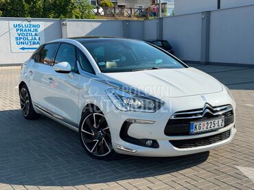 Citroen DS5 2.0 HDi (može zamena), 8.390 €, 2012. Hečbek, Dizel | 1997 cm3, 228.138 km, 120kW (163 KS), Automatski / poluautomatski, 4/5 vrata, 5 sedišta, Kragujevac