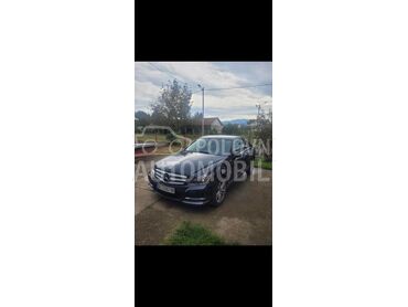 Mercedes Benz C 180 W204 (može zamena), 9.600 €, 2012. Limuzina, Benzin | 1796 cm3, 304.000 km, 115kW (156 KS), Manuelni 6 brzina, 4/5 vrata, 5 sedišta, Beograd