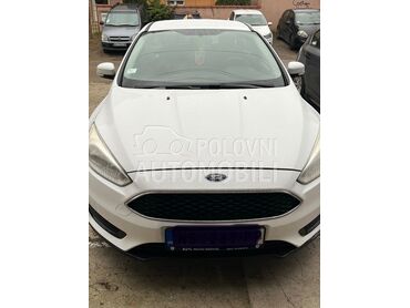 Ford Focus 1.0 eco boost, 7.000 €, 2016. Hečbek, Benzin | 999 cm3, 200.500 km, 74kW (101 KS), Manuelni 5 brzina, 4/5 vrata, 5 sedišta, Novi Sad