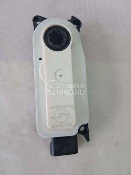 elektro motor hladnjaka za Peugeot 2008, 208, 3008 ... od 2019. do 2026. god. - 9818171680
