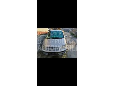 Volkswagen Sharan, 1.300 €, 2001. Monovolumen (MiniVan), Dizel | 1896 cm3, 400.000 km, 66kW (90 KS), Manuelni 6 brzina, 4/5 vrata, 5 sedišta, Mišljenovac