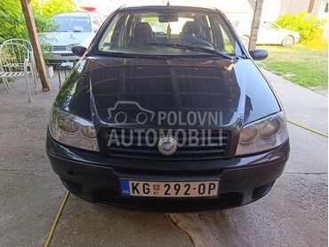 Fiat Punto 1.3 (može zamena), 1.300 €, 2003. Hečbek, Benzin | 1242 cm3, 230.000 km, 44kW (60 KS), Manuelni 5 brzina, 4/5 vrata, 5 sedišta, Ruma