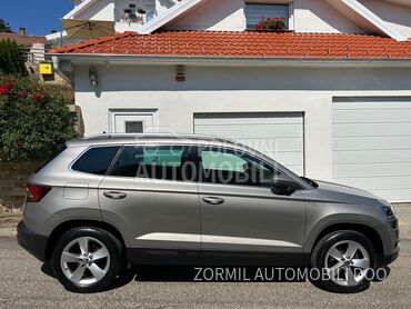 Škoda Karoq 1.6TDI DSG STYLE CH, 15.700 €, 2018. Džip/SUV, Dizel | 1598 cm3, 141.700 km, 85kW (116 KS), Automatski / poluautomatski, 4/5 vrata, 5 sedišta, Loznica