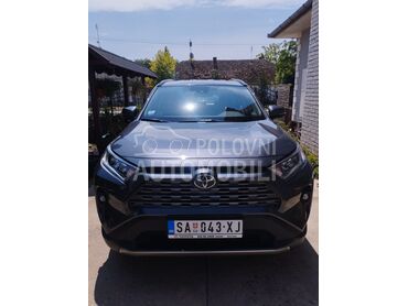 Toyota RAV 4 2,0 VVT, 29.500 €, 2022. Džip/SUV, Benzin | 1987 cm3, 5.657 km, 129kW (175 KS), Manuelni 6 brzina, 4/5 vrata, 5 sedišta, Utrine