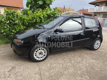 Fiat Punto, 1.350 €, 2002. Hečbek, Benzin | 1242 cm3, 272.568 km, 44kW (60 KS), Manuelni 5 brzina, 2/3 vrata, 5 sedišta, Svilajnac